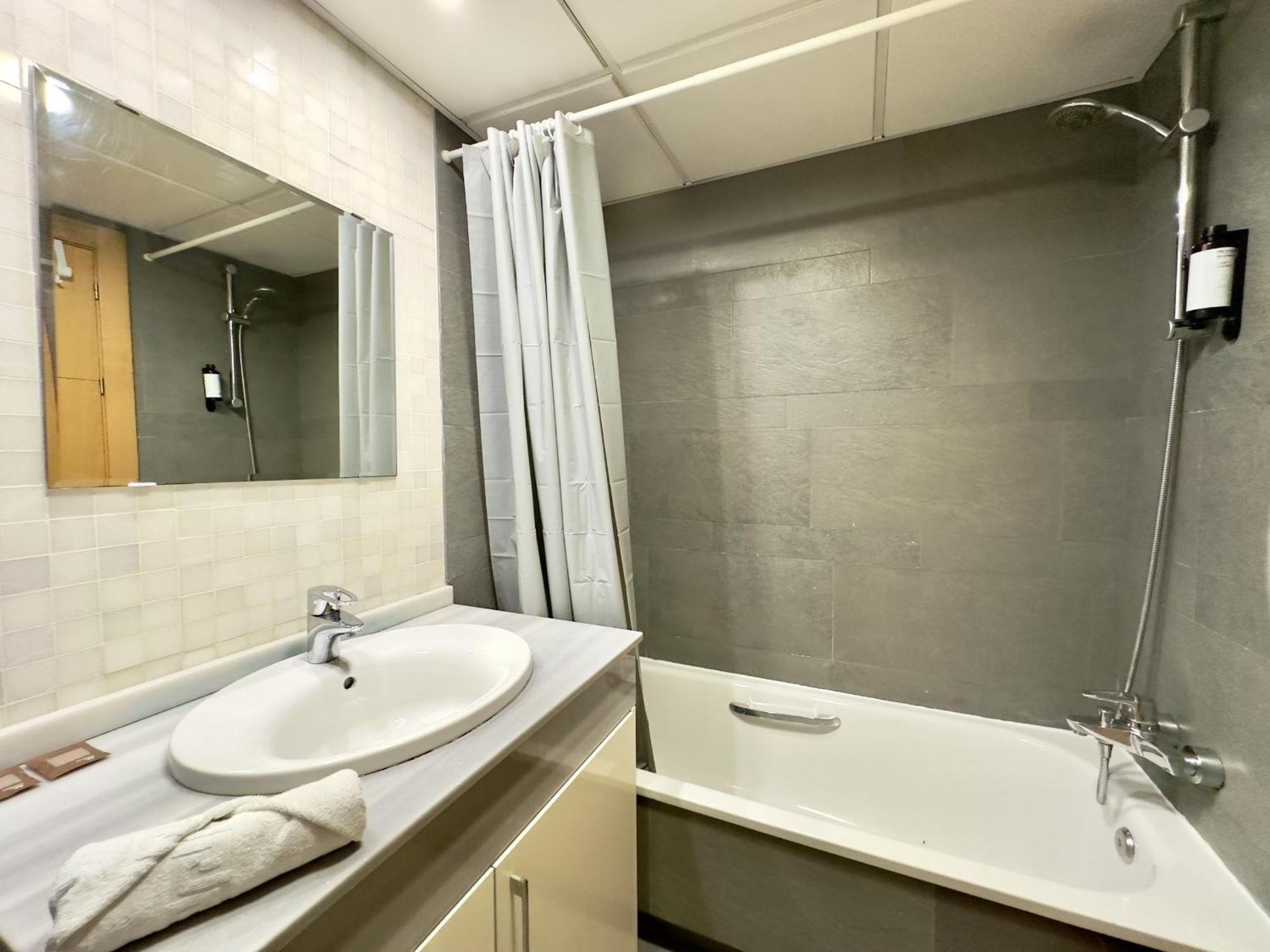 Urbe10 Pacifico Sea Views Apartment Malaga Exterior photo